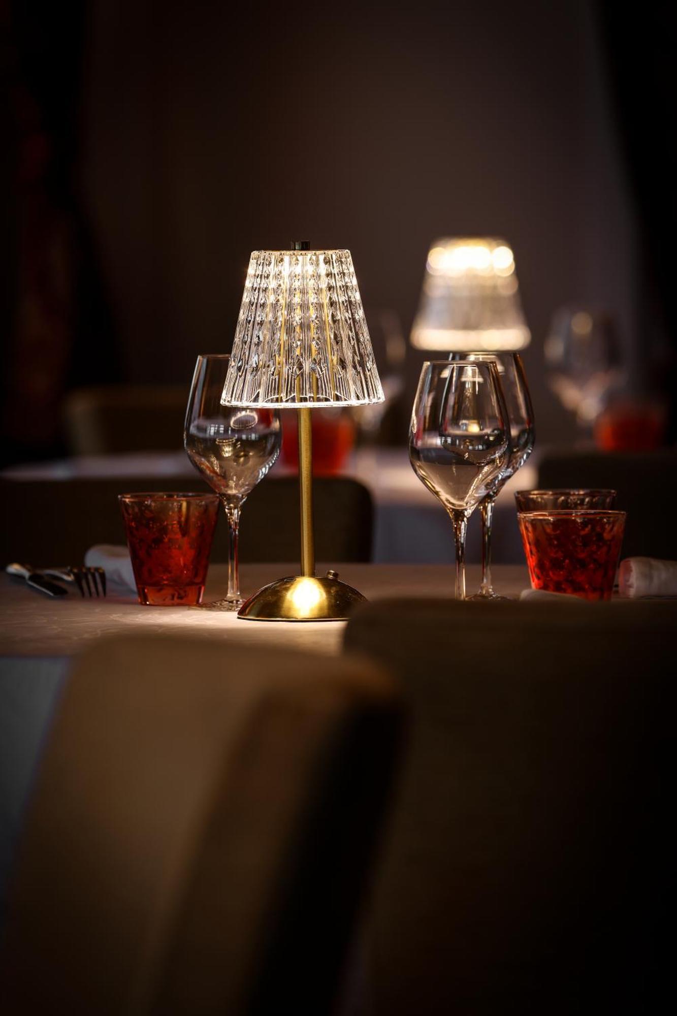 Logis Hotel-restaurant Les Voyageurs La Coquille
