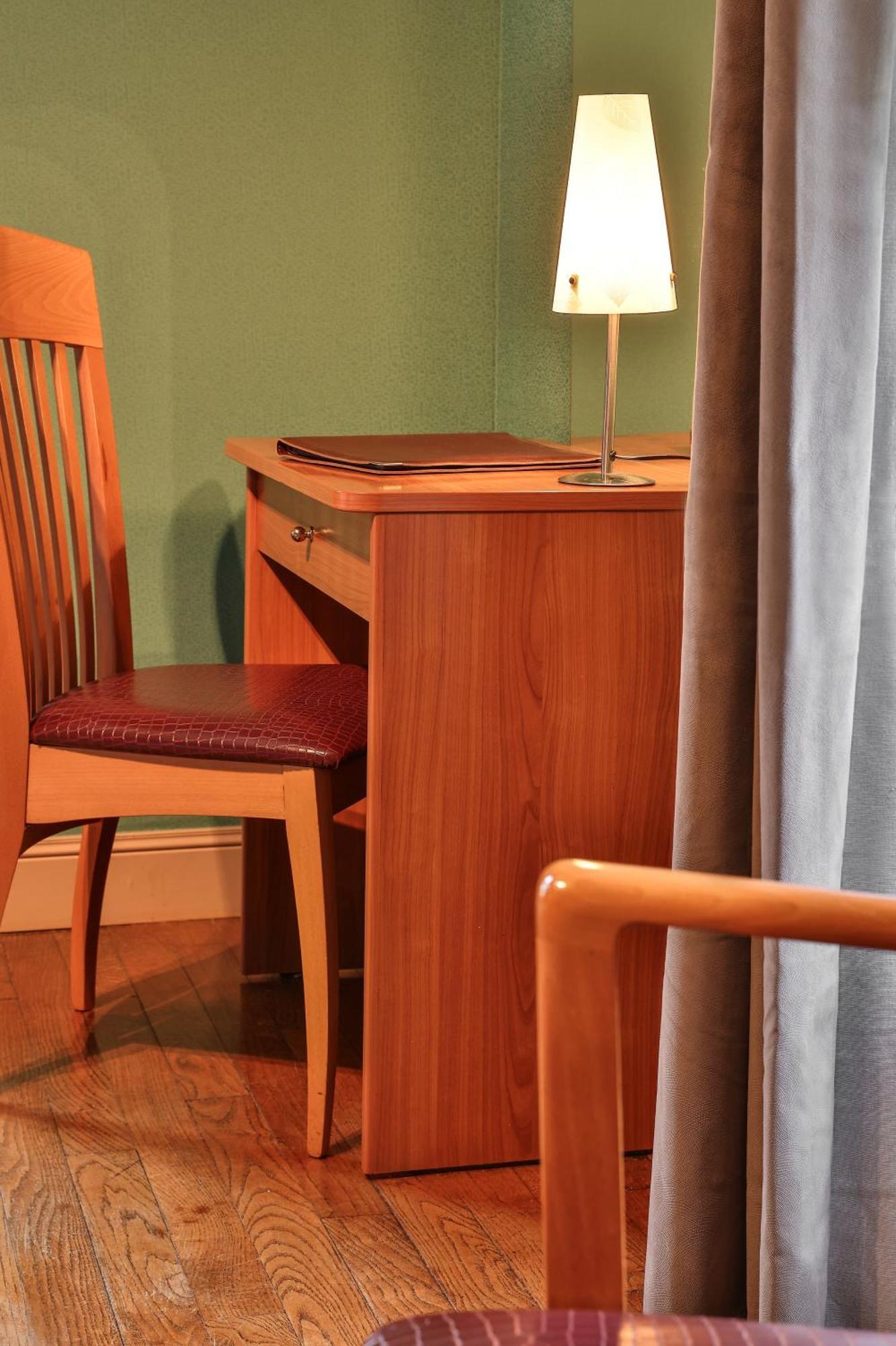 Logis Hotel-restaurant Les Voyageurs La Coquille