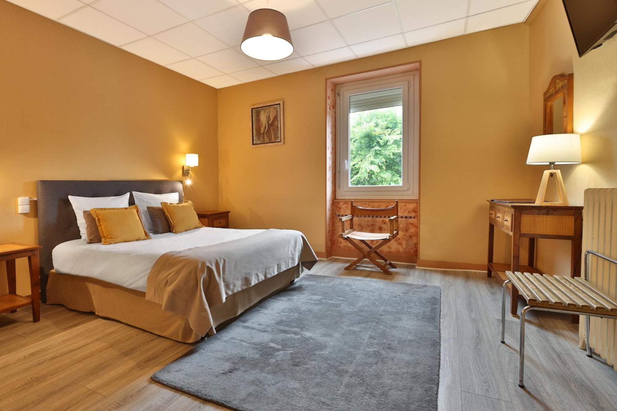 Logis Hotel-restaurant Les Voyageurs Hotel 3*