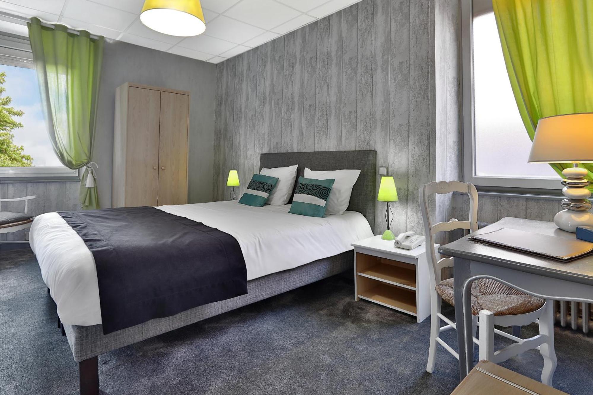 Logis Hotel-restaurant Les Voyageurs
