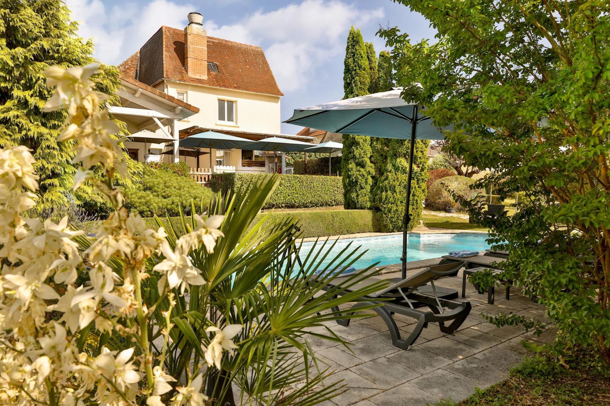 Logis Hotel-restaurant Les Voyageurs Hotel 3*